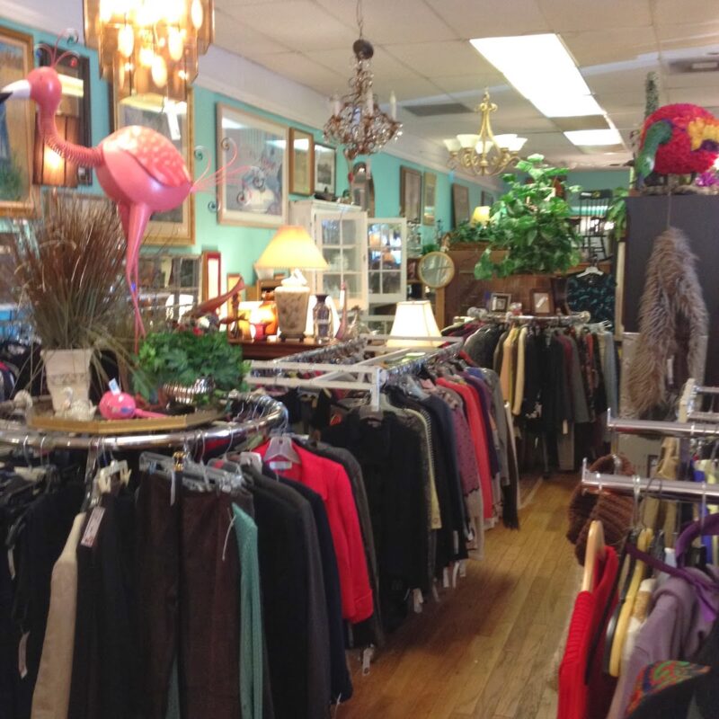 Local Treasure ::  A Consignment Shop in McLean