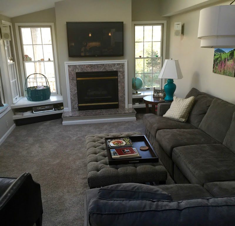 Before/After :: A Beautiful Family Room