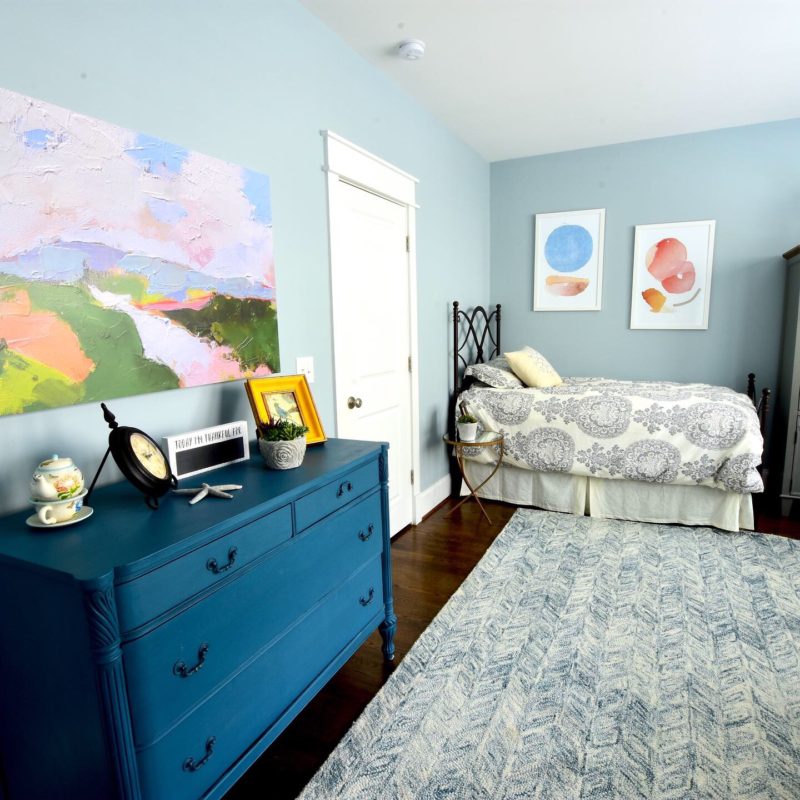 Before/After :: A Flexible Guest Room